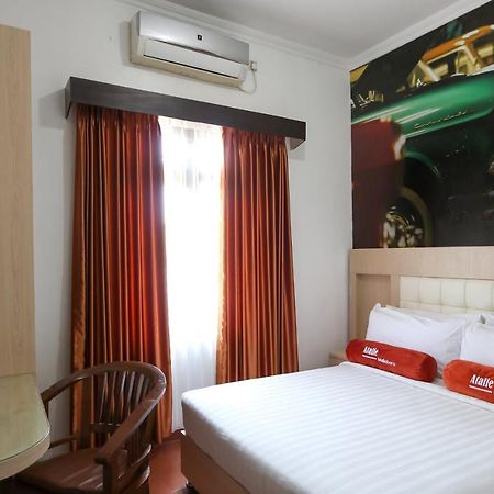 Hotel Atalie Malioboro By Natt'S Hospitality Jogjacarta Exterior foto